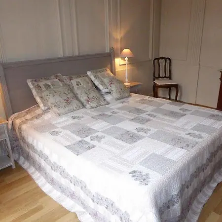 L'annexe Du 11 A, 3 Etoiles 4* Besançon