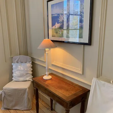 L'annexe Du 11 A, 3 Etoiles Apartment Besançon